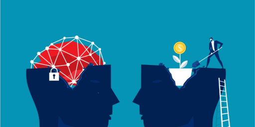 Image showing two heads representing a fixed mindset and a growth mindset